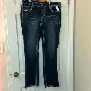 Maurice Women’s Size 16 dark denim jeans wide leg embroidered pockets NWT